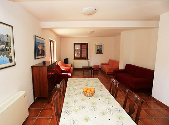 Apartment Orada