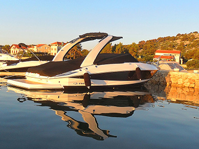 ferienhaus mit bootssteg